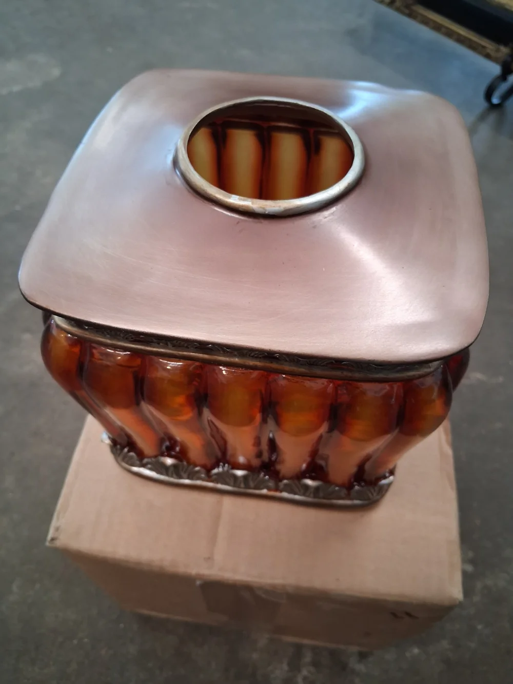 Decorative Amber Glass and Metal Accent Tissue Box Cover.